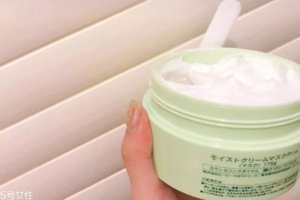 復(fù)活草面膜有什么功效 日本復(fù)活草面膜價格 復(fù)活草面膜有什么功效 日本復(fù)活草面膜價格