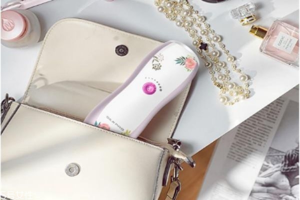 silkpro青春版和silkpro輕奢版哪個(gè)好 脫毛儀對(duì)比 silkpro青春版和silkpro輕奢版哪個(gè)好 脫毛儀對(duì)比