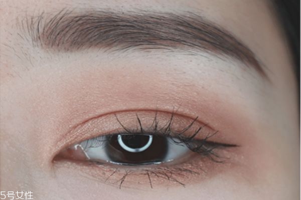 雙色眼影怎么正確使用 雙色眼影推薦 雙色眼影怎么正確使用 雙色眼影推薦