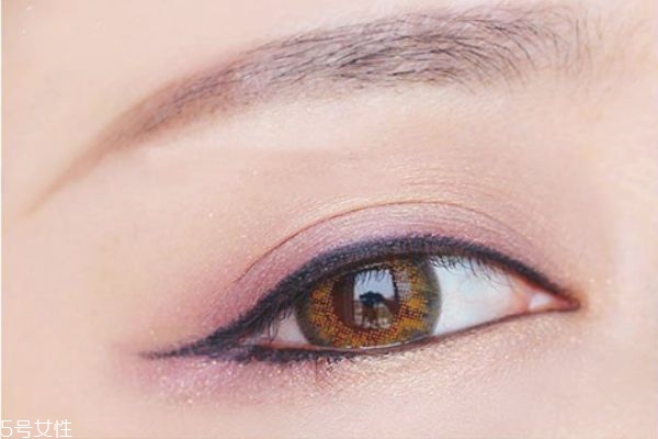 nars雙色眼影有什么顏色 nars雙色眼影畫(huà)法 nars雙色眼影有什么顏色 nars雙色眼影畫(huà)法