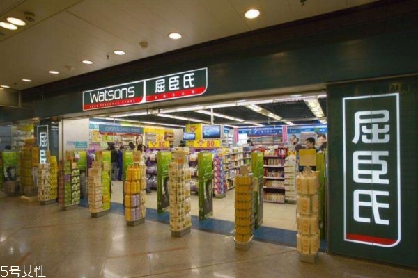 屈臣氏是哪個(gè)國(guó)家的品牌 屈臣氏有什么好用 屈臣氏是哪個(gè)國(guó)家的品牌 屈臣氏有什么好用