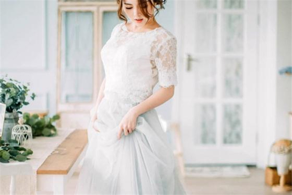 紗裙破了洞怎么補(bǔ) 紗裙破洞巧補(bǔ)方法 紗裙破了洞怎么補(bǔ) 紗裙破洞巧補(bǔ)方法