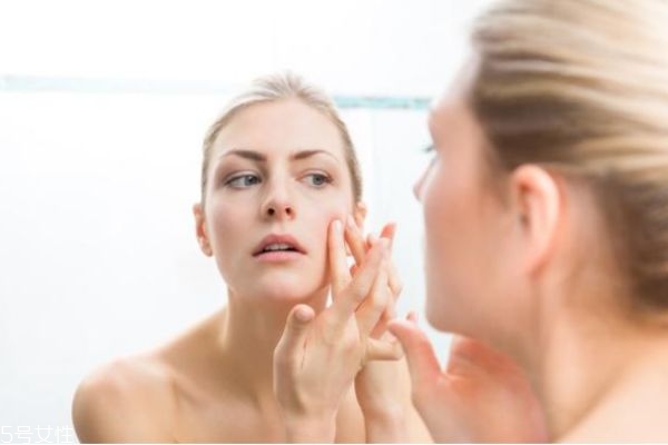 小氣泡適合什么年齡 美容必備儀器 小氣泡適合什么年齡 美容必備儀器