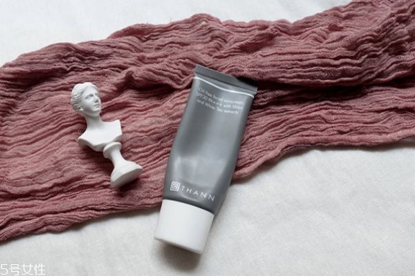 適合干皮敏感肌防曬霜 干皮敏感肌的防曬霜大推薦 適合干皮敏感肌防曬霜 干皮敏感肌的防曬霜大推薦