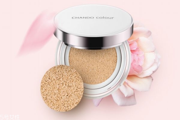 自然堂氣墊bb適合什么年齡 自然堂雪潤(rùn)晶采裸透氣墊bb霜 自然堂氣墊bb適合什么年齡 自然堂雪潤(rùn)晶采裸透氣墊bb霜