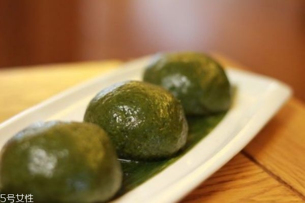 青團(tuán)可以常溫保存嗎 青團(tuán)的禁忌人群 青團(tuán)可以常溫保存嗎 青團(tuán)的禁忌人群