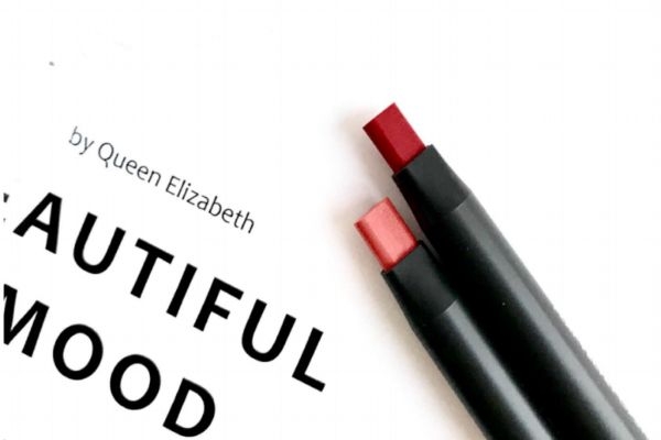 菲詩小鋪唇膏筆怎么用 菲詩小鋪唇膏筆試色 菲詩小鋪唇膏筆怎么用 菲詩小鋪唇膏筆試色