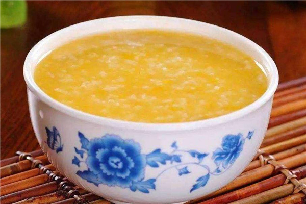 燕麥小米粥的功效與作用 養(yǎng)胃又潤腸 燕麥小米粥的功效與作用 養(yǎng)胃又潤腸