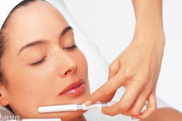 灌膚多久做一次 敏感肌要減少頻率 灌膚多久做一次 敏感肌要減少頻率