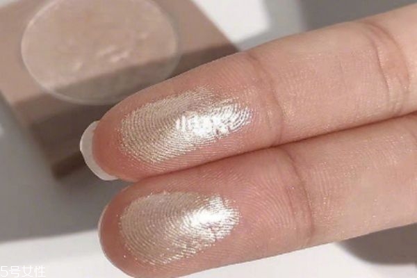 zenn高光好用嗎 性?xún)r(jià)比很高 zenn高光好用嗎 性?xún)r(jià)比很高