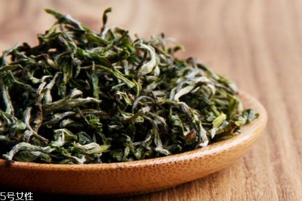 徑山茶和龍井茶哪個(gè)好 徑山茶有多少等級(jí) 徑山茶和龍井茶哪個(gè)好 徑山茶有多少等級(jí)