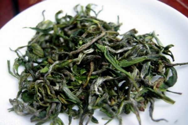 徑山茶和龍井茶哪個(gè)好 徑山茶有多少等級(jí) 徑山茶和龍井茶哪個(gè)好 徑山茶有多少等級(jí)