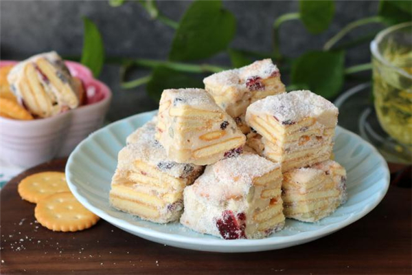 雪花酥可以用嬰兒奶粉嗎 雪花酥用什么奶粉好 雪花酥可以用嬰兒奶粉嗎 雪花酥用什么奶粉好