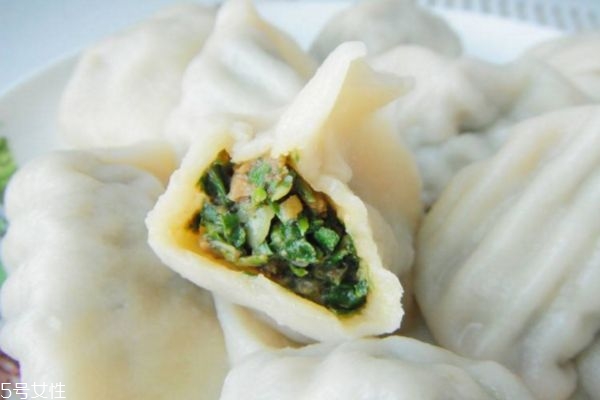 孕婦可以吃薺菜水餃嗎 孕婦吃了薺菜會(huì)怎樣 孕婦可以吃薺菜水餃嗎 孕婦吃了薺菜會(huì)怎樣