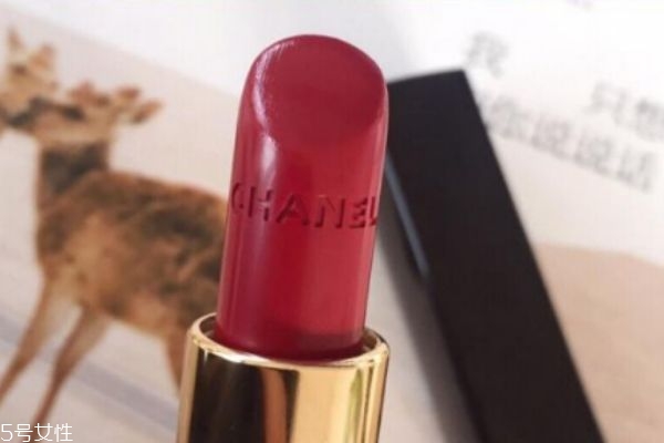 香奈兒絲絨口紅顏色 香奈兒絲絨口紅價(jià)格 香奈兒絲絨口紅顏色 香奈兒絲絨口紅價(jià)格