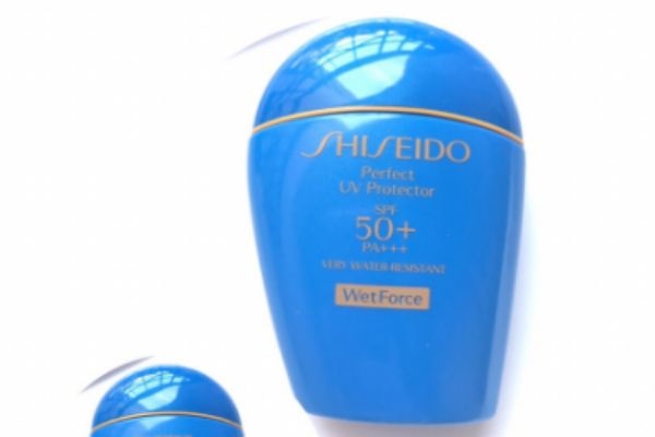 資生堂藍(lán)胖子要卸妝嗎 可以用洗面奶洗凈 資生堂藍(lán)胖子要卸妝嗎 可以用洗面奶洗凈