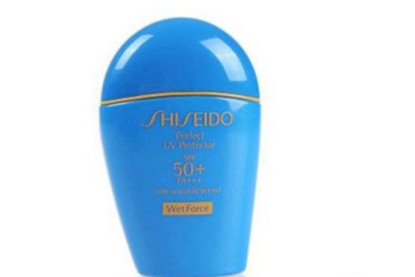 資生堂藍胖子多少錢 超好用的物理防曬 資生堂藍胖子多少錢 超好用的物理防曬