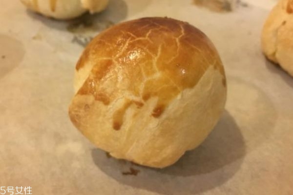 蛋黃酥為什么那么貴 自制蛋黃酥如何保存 蛋黃酥為什么那么貴 自制蛋黃酥如何保存