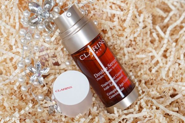 嬌韻詩雙萃精華大小滴怎么選 嬌韻詩黃金雙瓶測評 嬌韻詩雙萃精華大小滴怎么選 嬌韻詩黃金雙瓶測評