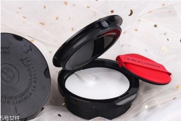 用了氣墊還要用隔離嗎 用氣墊bb之前要用隔離嗎 用了氣墊還要用隔離嗎 用氣墊bb之前要用隔離嗎