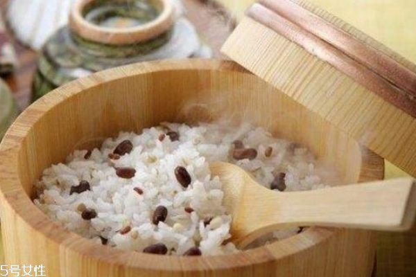 米飯加什么越吃越瘦 米飯加點(diǎn)料讓你越吃越瘦 米飯加什么越吃越瘦 米飯加點(diǎn)料讓你越吃越瘦