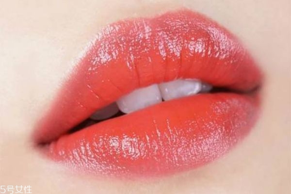 迪奧口紅好還是ysl 各自都有優(yōu)缺點 迪奧口紅好還是ysl 各自都有優(yōu)缺點
