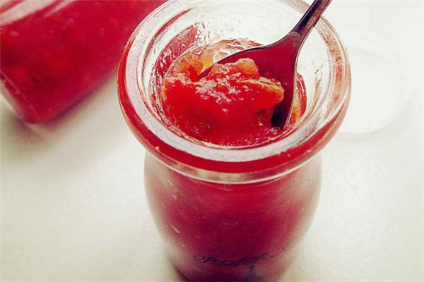 山楂醬的功效與作用 對(duì)身體好處多 山楂醬的功效與作用 對(duì)身體好處多