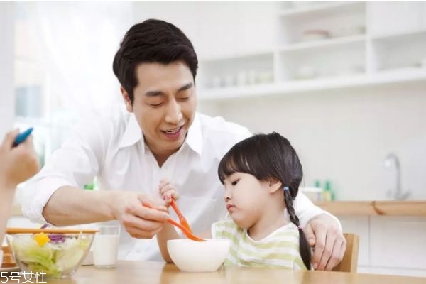 小孩不吃飯是什么原因 小孩開胃妙方 小孩不吃飯是什么原因 小孩開胃妙方