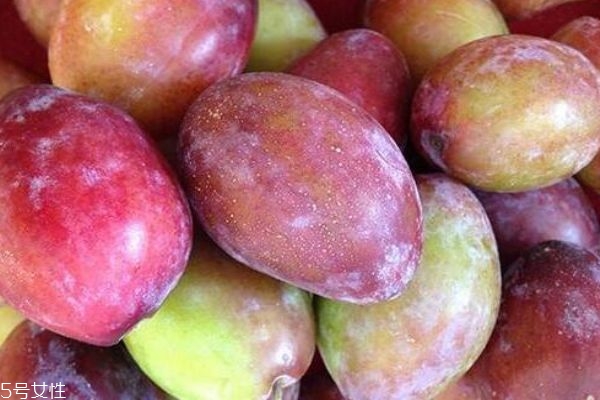 西梅吃多了會怎么樣 食用要適量 西梅吃多了會怎么樣 食用要適量