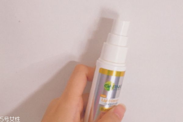 卡尼爾美白精華白天能用嗎 最好用的平價美白精華 卡尼爾美白精華白天能用嗎 最好用的平價美白精華