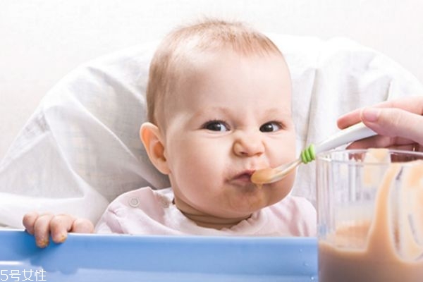 孩子吃飯不好好吃怎么辦 小孩不吃飯?jiān)趺凑{(diào)理 孩子吃飯不好好吃怎么辦 小孩不吃飯?jiān)趺凑{(diào)理