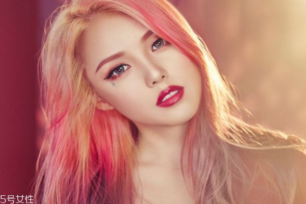 月拋美瞳什么牌子好 美瞳十大品牌排行榜 月拋美瞳什么牌子好 美瞳十大品牌排行榜