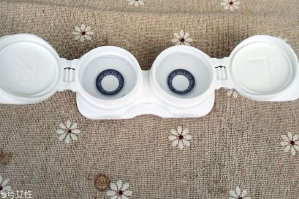 美瞳怎么搓洗 新買的美瞳怎么清洗更干凈 美瞳怎么搓洗 新買的美瞳怎么清洗更干凈