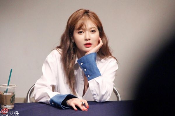 美瞳用什么泡 什么牌子美瞳護(hù)理液好 美瞳用什么泡 什么牌子美瞳護(hù)理液好