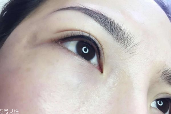 如何紋出最適合自己的美瞳線 這樣紋出漂亮的美瞳線 如何紋出最適合自己的美瞳線 這樣紋出漂亮的美瞳線