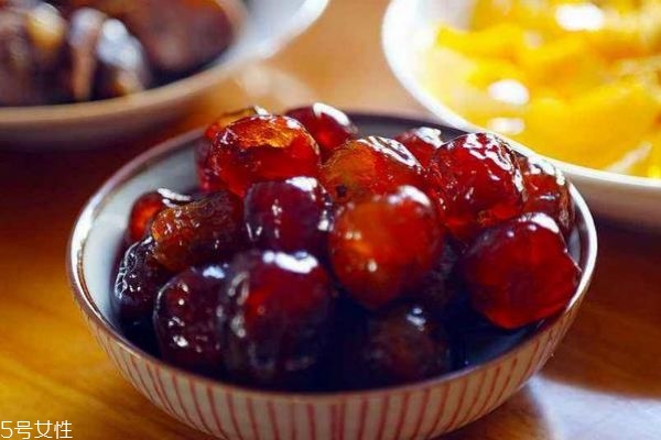 蜜棗是紅棗做的嗎 蜜棗的營養(yǎng)成分 蜜棗是紅棗做的嗎 蜜棗的營養(yǎng)成分