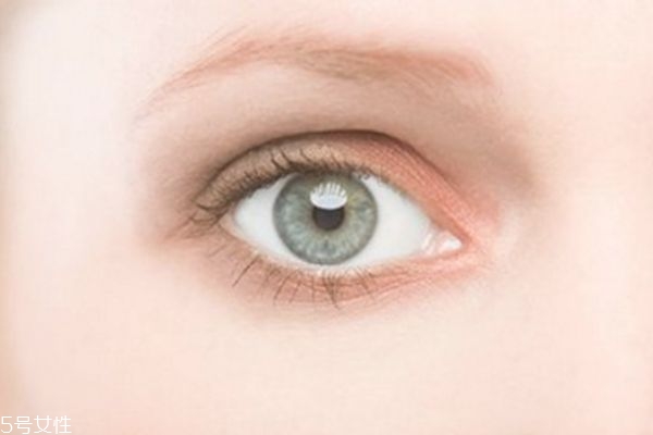 什么可以替代美瞳護(hù)理液 美瞳護(hù)理如何用 什么可以替代美瞳護(hù)理液 美瞳護(hù)理如何用