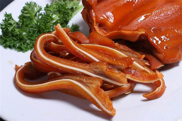 豬耳朵適合什么人吃 適宜人群有這些 豬耳朵適合什么人吃 適宜人群有這些