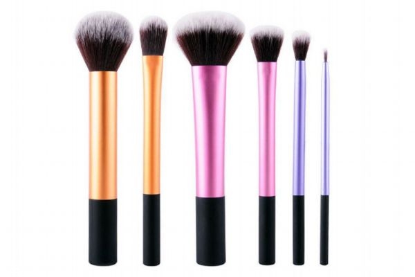 real techniques粉底刷好用嗎 rt粉底刷使用方法 real techniques粉底刷好用嗎 rt粉底刷使用方法