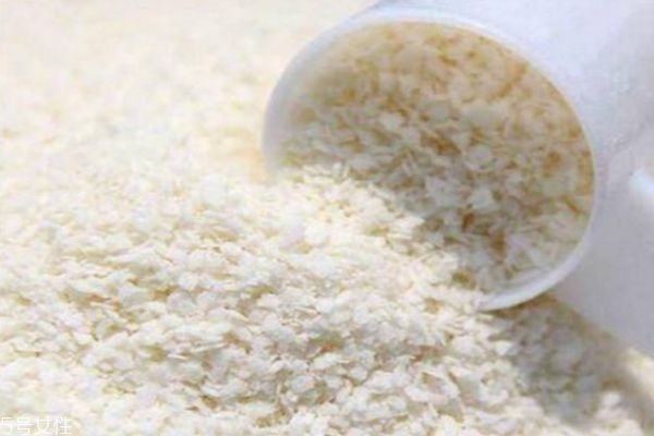 嬰兒米粉到底吃多久 嬰兒米粉的添加時(shí)間 嬰兒米粉到底吃多久 嬰兒米粉的添加時(shí)間