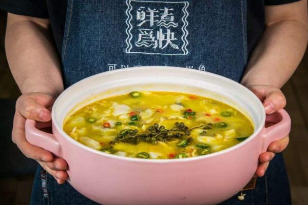 乳鴿湯和烏雞湯哪個(gè)好 乳鴿湯的營養(yǎng)價(jià)值高嗎