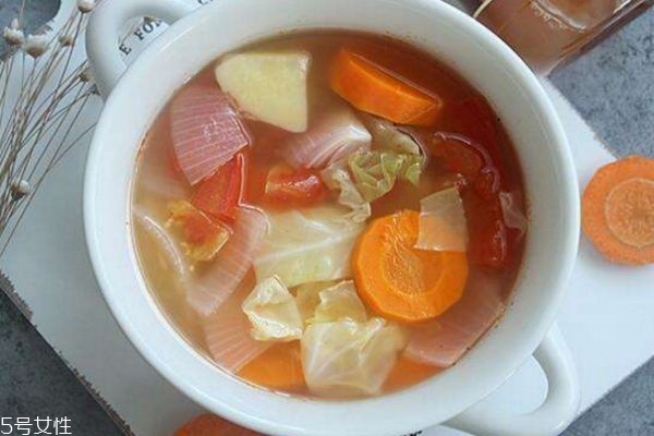 夏天喝什么湯最好 夏天燉湯食譜大全 夏天喝什么湯最好 夏天燉湯食譜大全