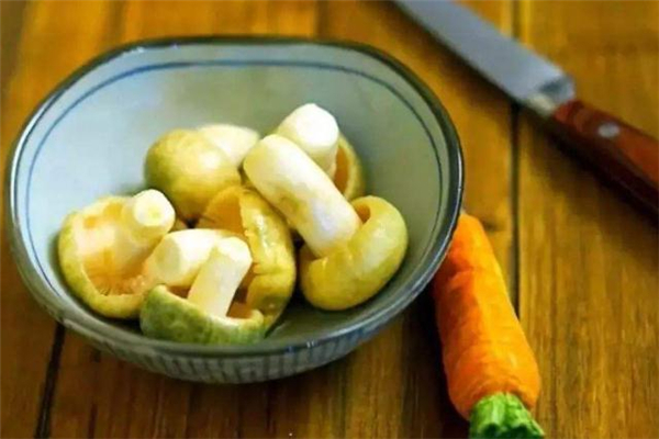 青頭菌的做法大全 味道非常好 青頭菌的做法大全 味道非常好