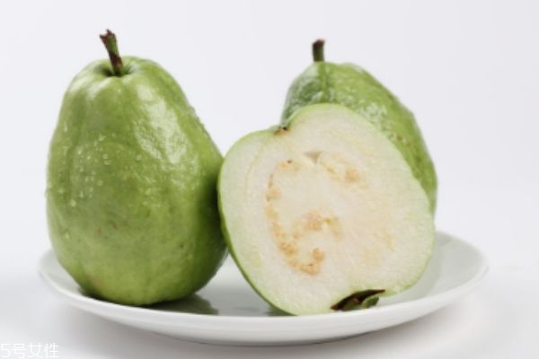 芭樂的籽怎么去除 芭樂可以怎么吃 芭樂的籽怎么去除 芭樂可以怎么吃