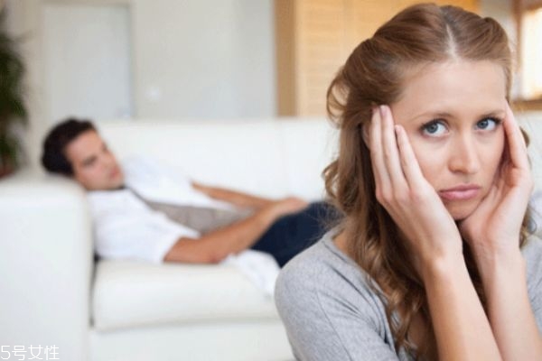 為什么吃了緊急避孕藥還會(huì)懷孕 常吃緊急避孕藥副作用大 為什么吃了緊急避孕藥還會(huì)懷孕 常吃緊急避孕藥副作用大