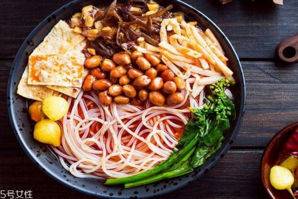 螺螄粉的做法 螺螄粉湯底做法及配方 螺螄粉的做法 螺螄粉湯底做法及配方