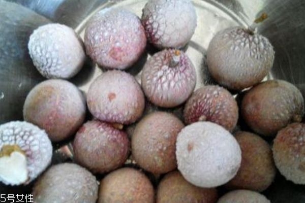 冰凍荔枝能吃嗎 冰凍荔枝怎么做 冰凍荔枝能吃嗎 冰凍荔枝怎么做