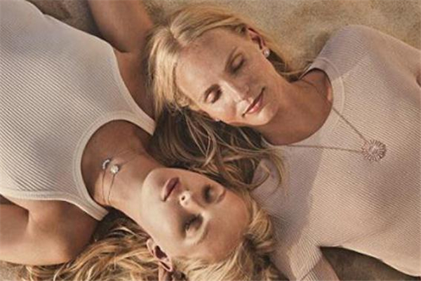 施華洛世奇太陽花項鏈多少錢 母親節(jié)新款 施華洛世奇太陽花項鏈多少錢 母親節(jié)新款