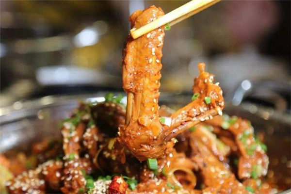 鴨翅有激素嗎 吃多了不好 鴨翅有激素嗎 吃多了不好