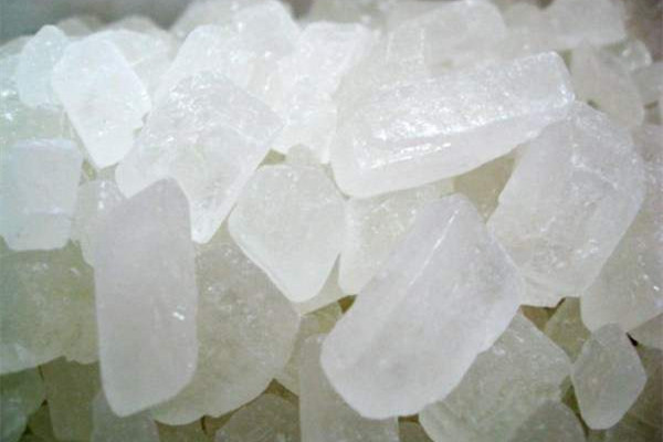 冰糖和砂糖哪個熱量高 原因是這樣 冰糖和砂糖哪個熱量高 原因是這樣